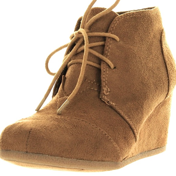 Forever wedge ankle bootie faux suede lace up tan 8 - Picture 2 of 4